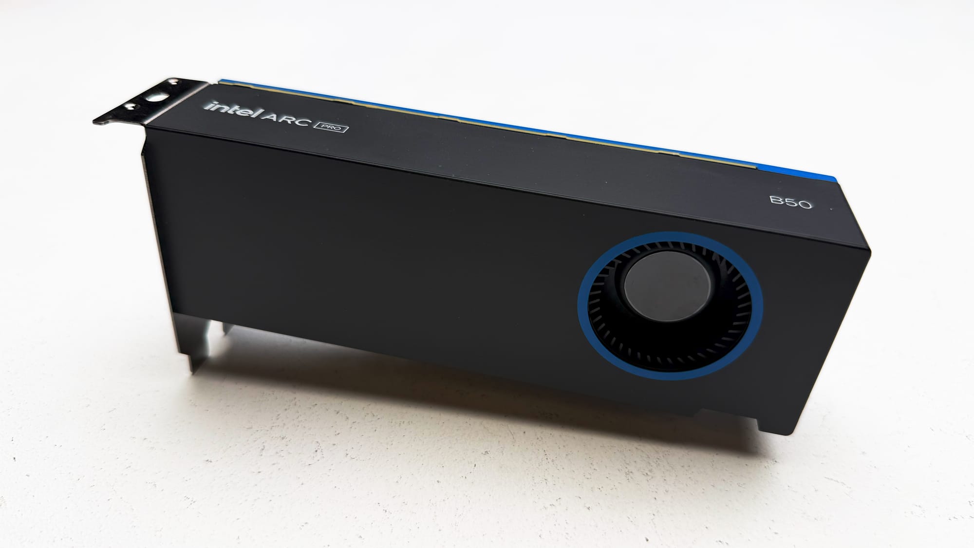 Intel Arc Pro B50: Your Workstation Deserves Nice Things Too | LTT